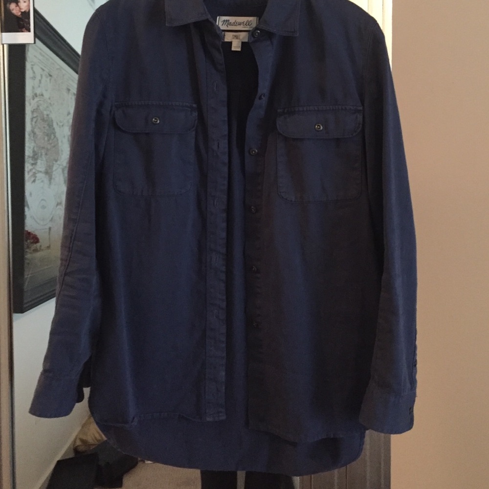 Madewell navy button down - Picture 3 of 4